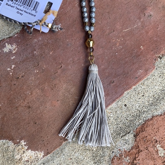 Me to We Bahari Tassel Necklace in gray - Picture 3 of 3